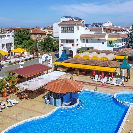 Stefanov 2 Hotel ロゼネッツ エクステリア 写真