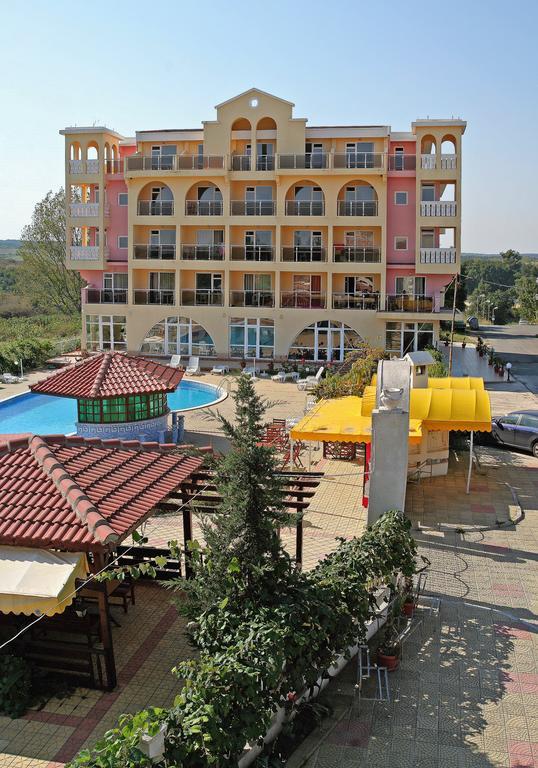 Stefanov 2 Hotel ロゼネッツ エクステリア 写真