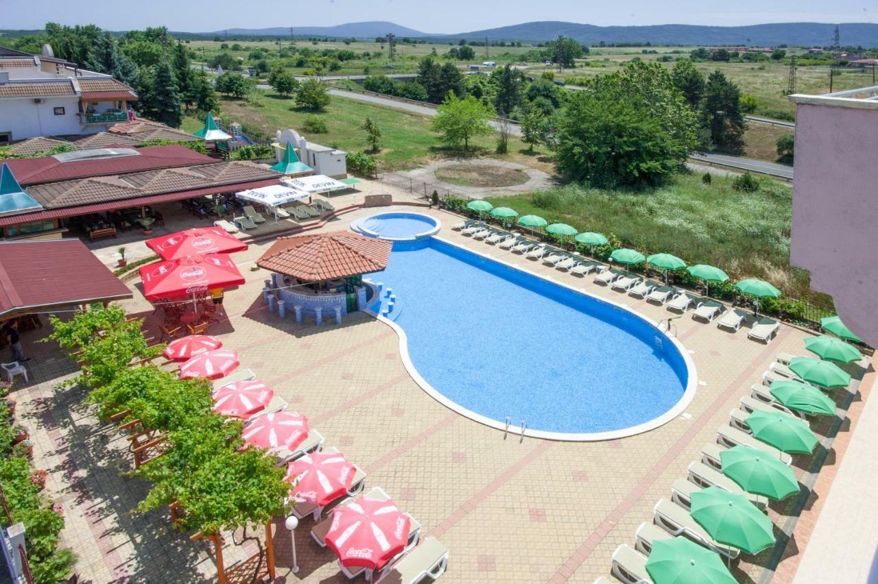 Stefanov 2 Hotel ロゼネッツ エクステリア 写真