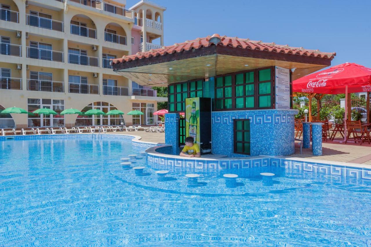 Stefanov 2 Hotel ロゼネッツ エクステリア 写真